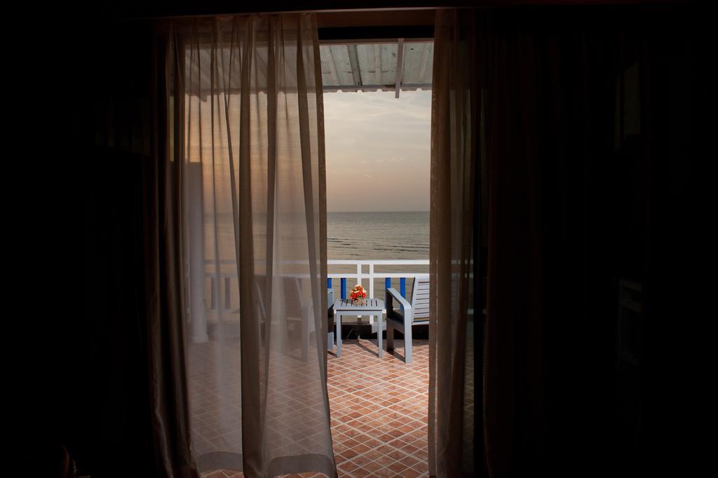 At Zea Hotel Patong Buitenkant foto