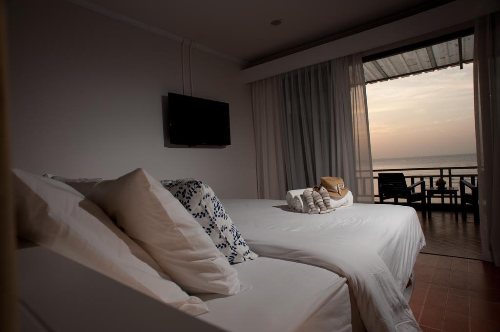 At Zea Hotel Patong Buitenkant foto