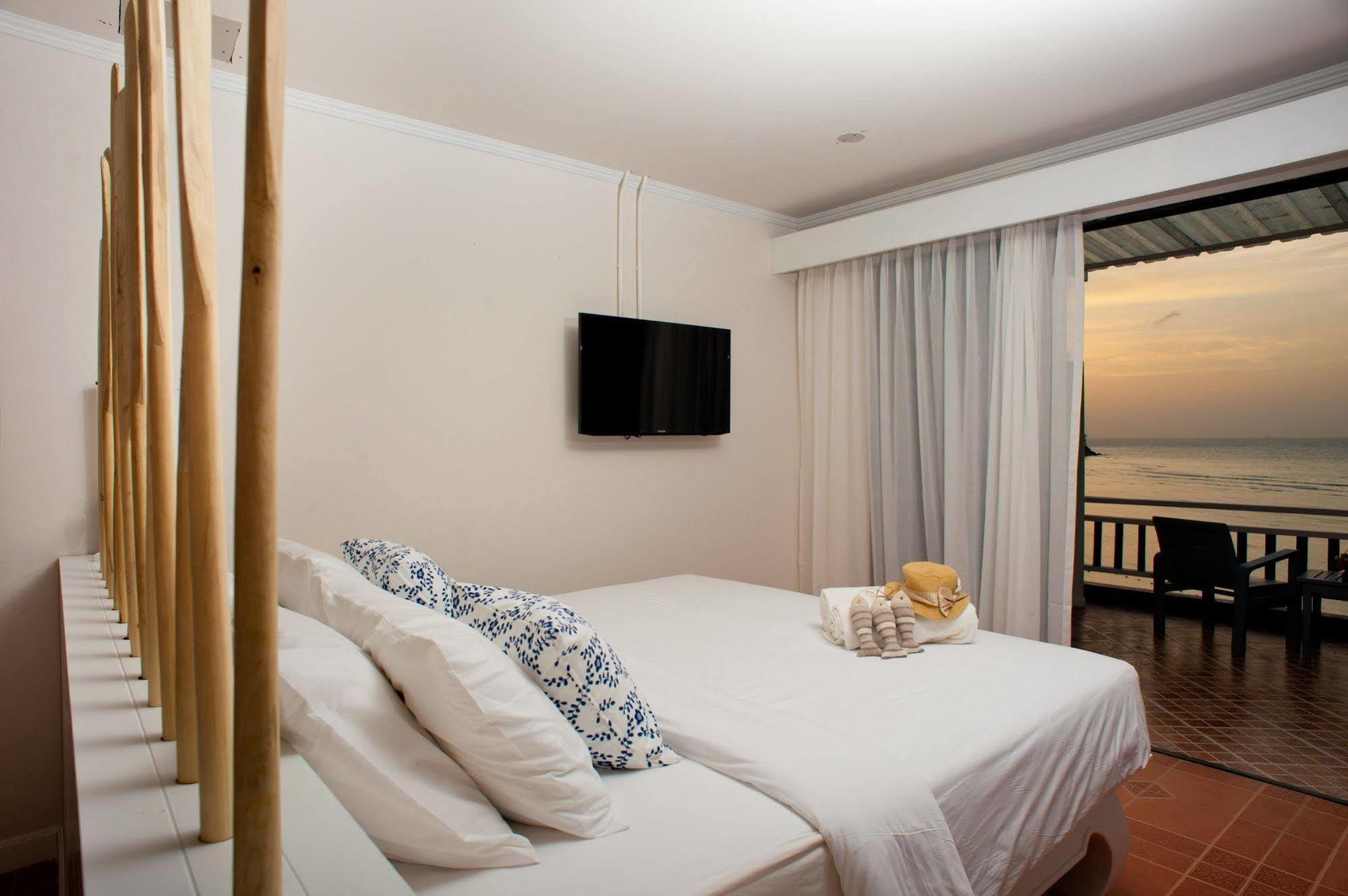 At Zea Hotel Patong Buitenkant foto